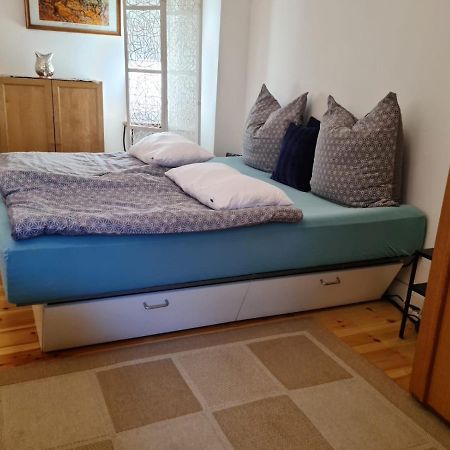 Fewo Garten - Eigener Eingang- Wlan-Parkplatz,Netflix, Terrasse,Doppelbett Und Schlafcouch Oberhausen  Exterior photo
